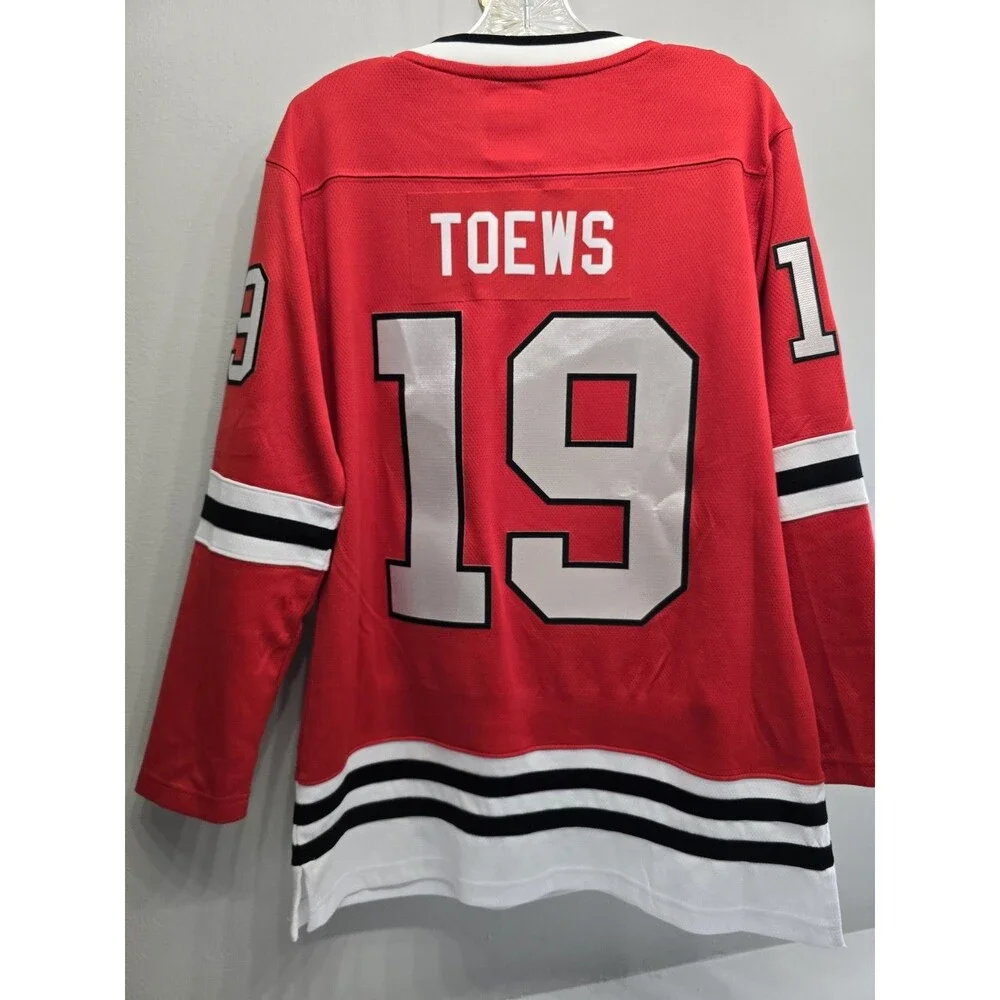 Jonathan Toews Chicago Blackhawks Hockey Jersey C 19 NHL Fanatics Size Medium